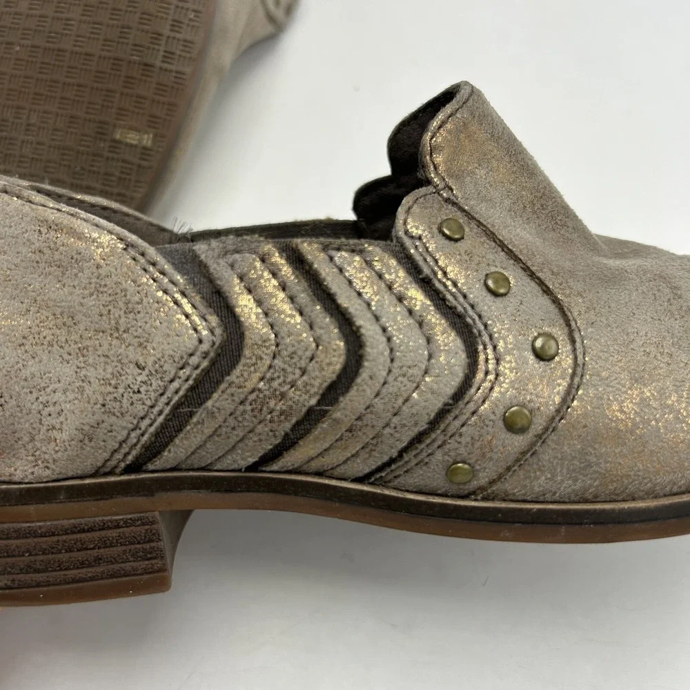 Clarks Collection Loafers Womans 8 M Bootie Studded Slip On Trish Bell Bronze